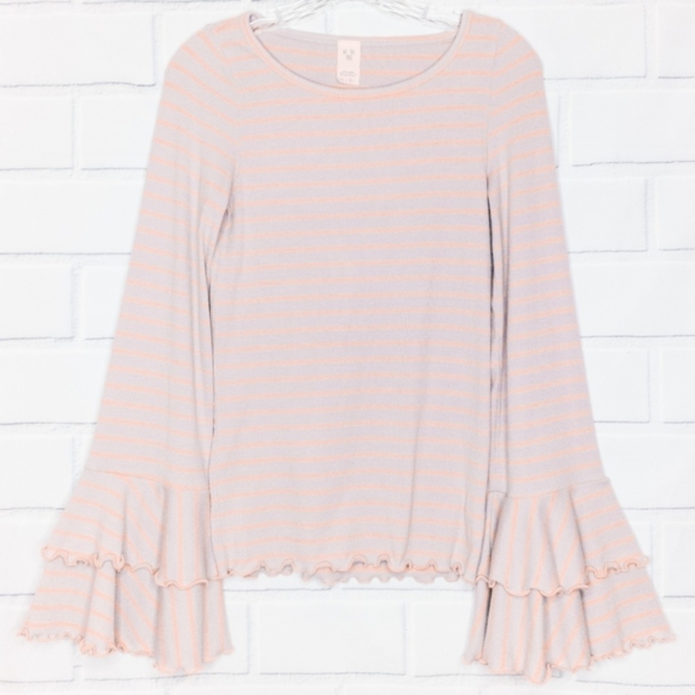 FREE PEOPLE》Tiered Bell Ruffled Sleeve Striped Top